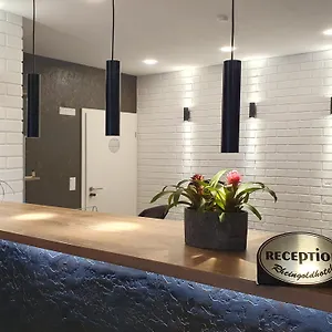 Rheinmetropole 3*, Дюссельдорф Германия